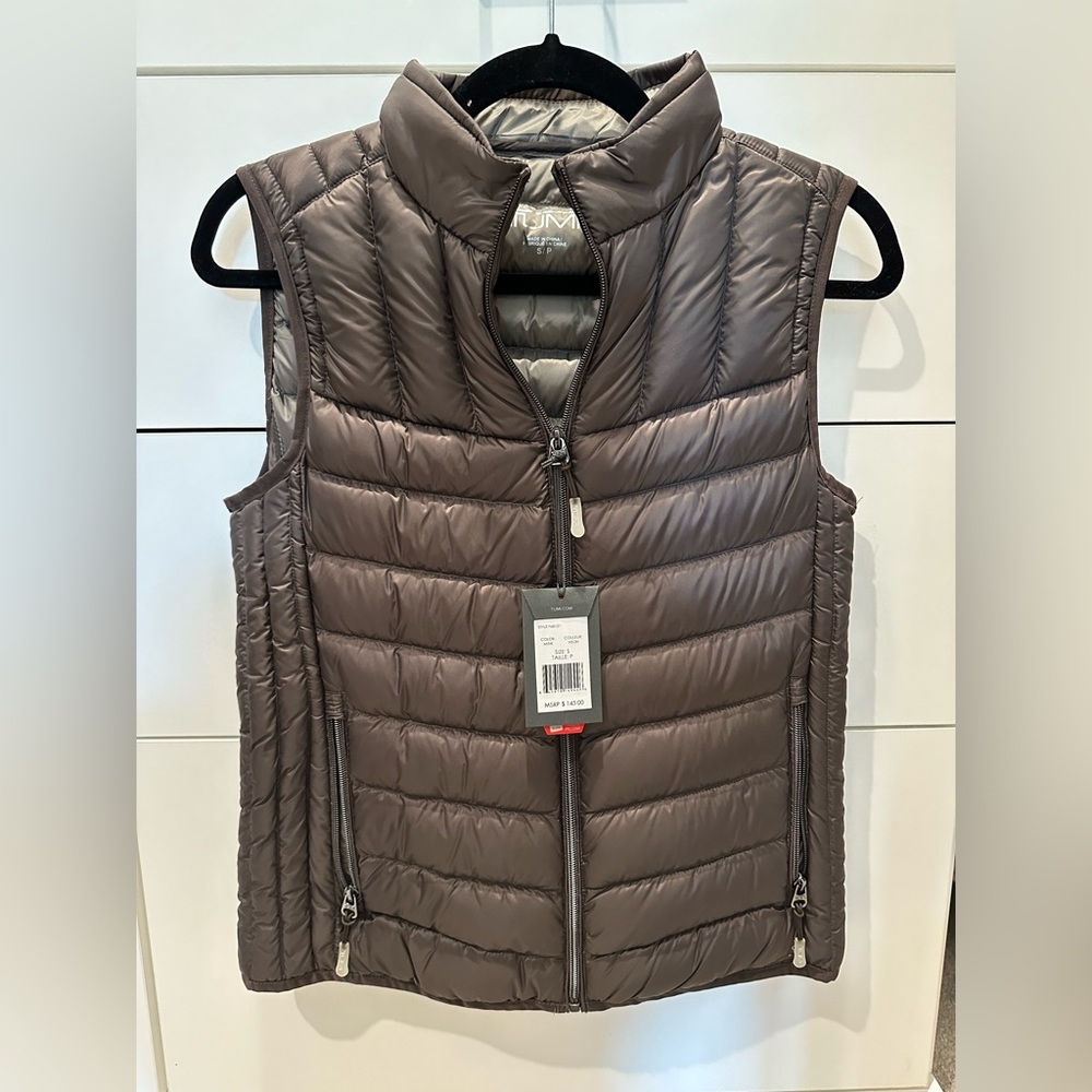 Tumi Vest